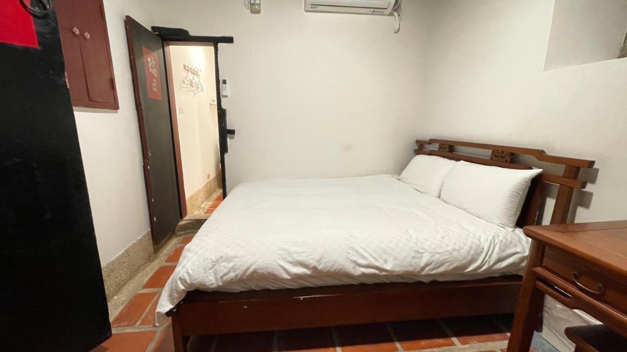 銃樓民宿 Kinmen Gunhouse Jincheng Exteriör bild